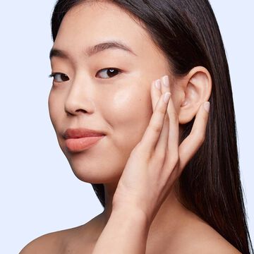 Bright Plus Dark Spot-Targeting Treatment Essence