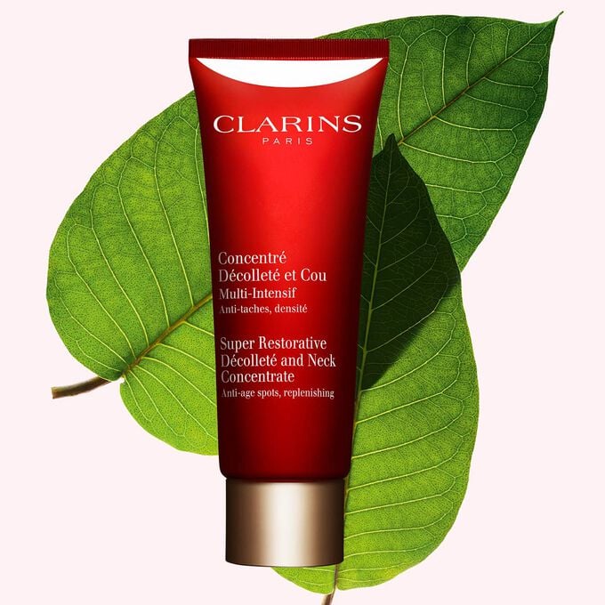 Super Restorative D&eacute;collet&eacute; Cream and Neck Concentrate