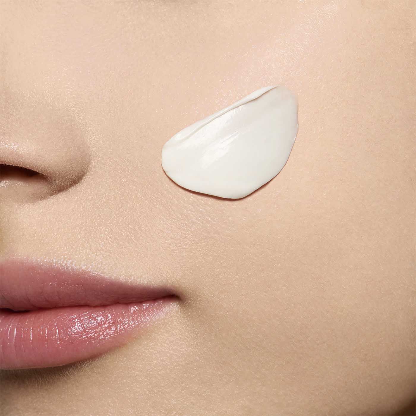 clarins super restorative spf 20