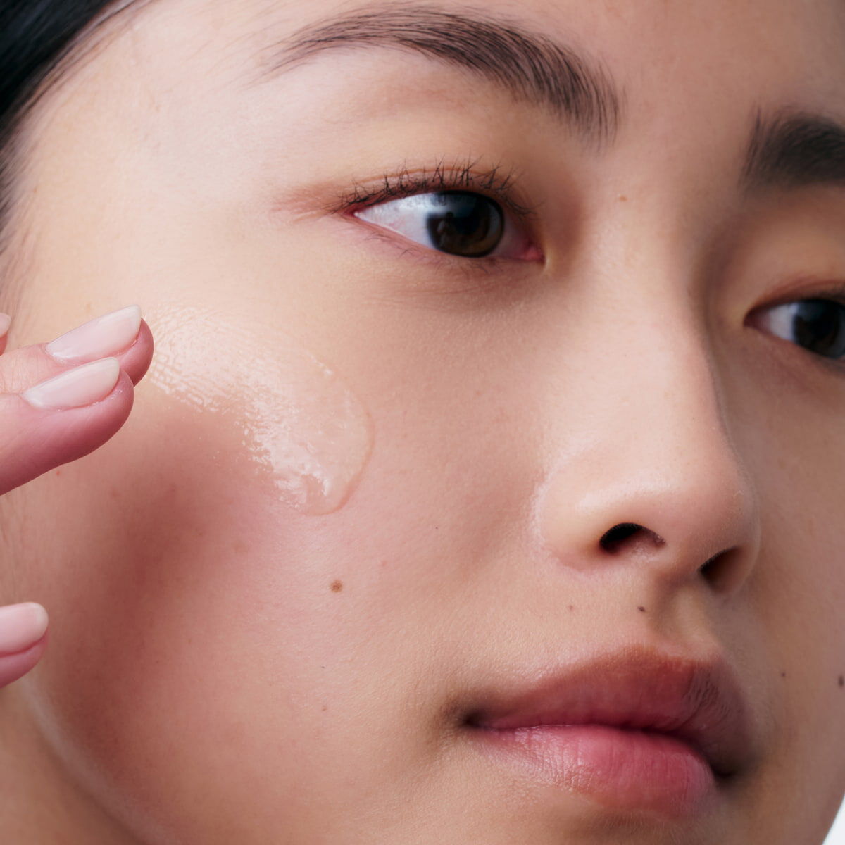 Precious Face Oil Serum Hydrating & Smoothing Serum | CLARINS®