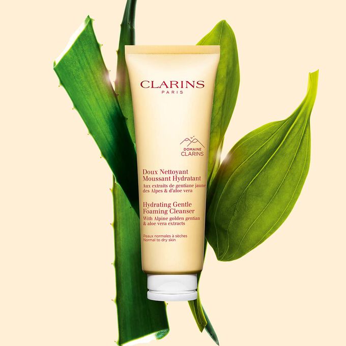 Hydrating Gentle Foaming Face Cleanser for Normal to Dry Skin | CLARINS®