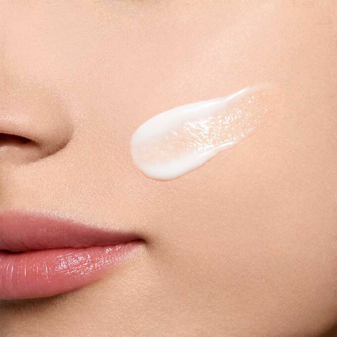 Extra-Firming Face Emulsion - Lightweight Lotion for All Skin Types