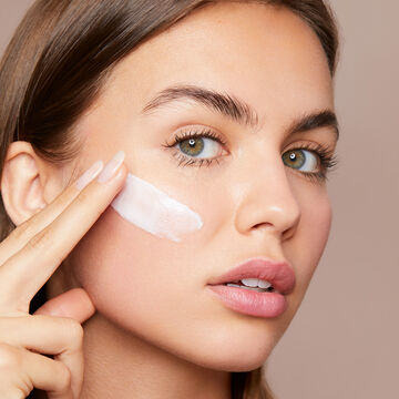 Hydra-Essentiel Moisturizer + Hyaluronic Acid