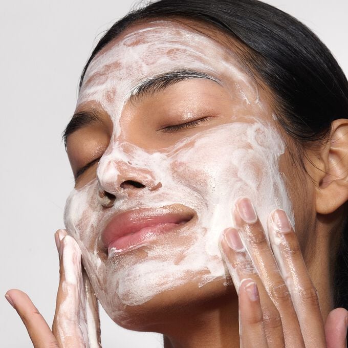 Hydrating Gentle Foaming Face Cleanser for Normal to Dry Skin | CLARINS®