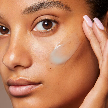 Hydra-Essentiel Matte Gel Moisturizer - Hyaluronic Acid