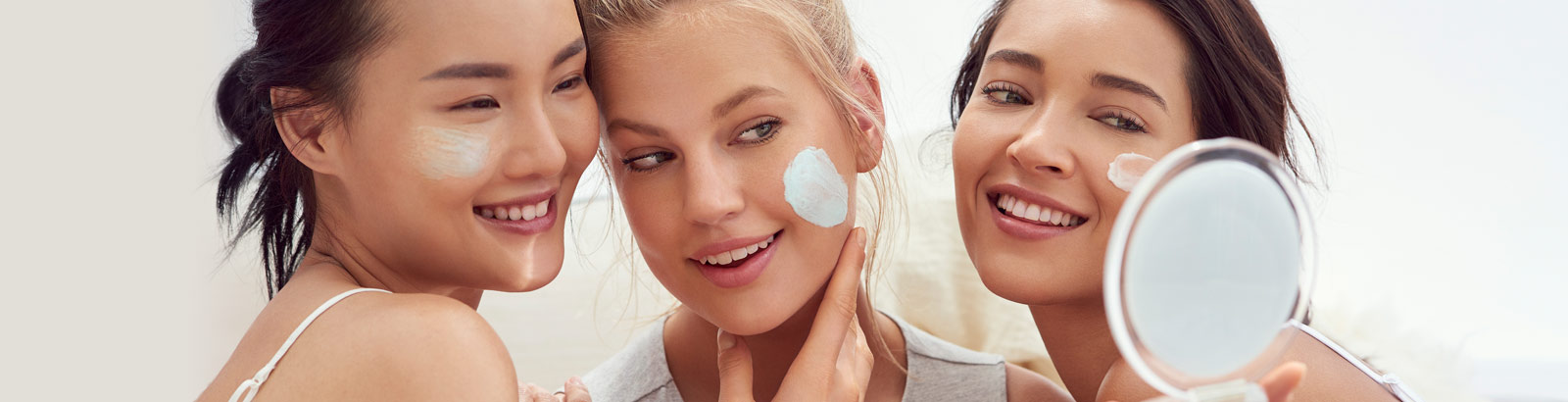Hydration 101. Be guided to perfectly hydrated skin with beauty tips from the Clarins Experts.