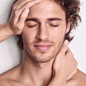 ENERGIZING FACIAL FOR MEN