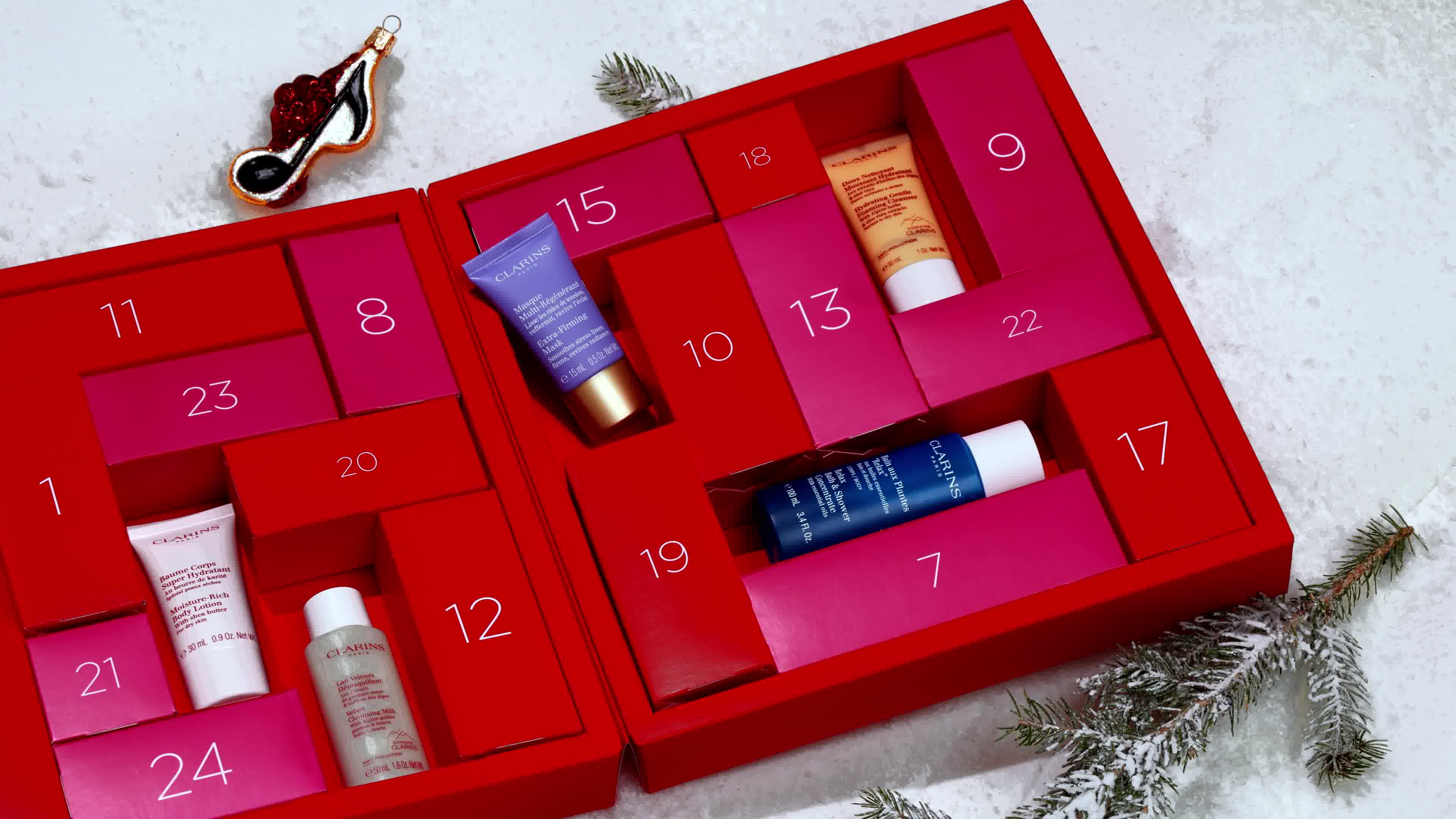 Best Makeup & Beauty Gifts Clarins