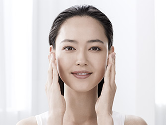 how to apply anti-aging lotion video